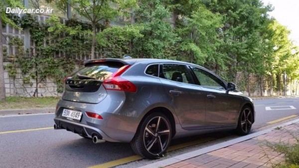 볼보, V40 T5 R-디자인