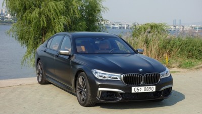 유일한 |             욕망의 키메라, BMW M760Li xDrive |