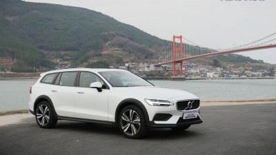 [시승기] 볼보, 크로스컨트리 V60 T5 AWD