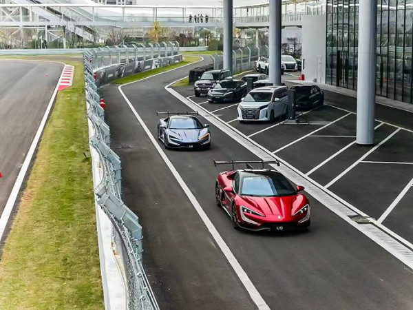 4747eecfb8f2fd4472b62489bb6546f0_1763640