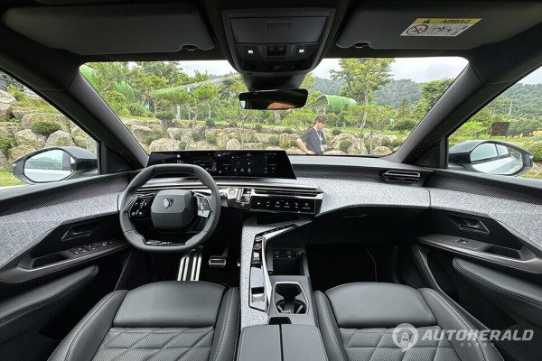 푸조 신형 3008 스마트 하이브리드(오토헤럴드 김훈기 기자)