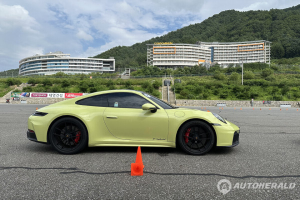 T-하이브리드 시스템은 서킷에서 이전보다 즉각적인 토크를 발생한다(오토헤럴드 김훈기 기자)