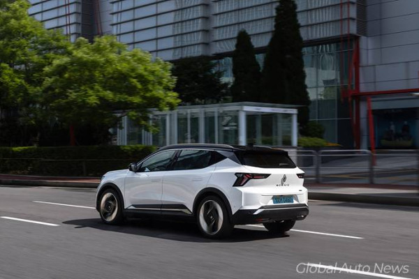 a58d98085f207ecbb5cc1430a083192c_1752840